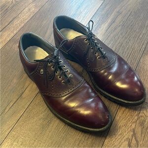 FootJoy classics vintage made in U.S.A 10.5 burgundy golf shoe